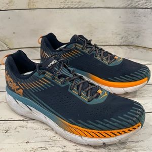 Hoka One One Clifton 5